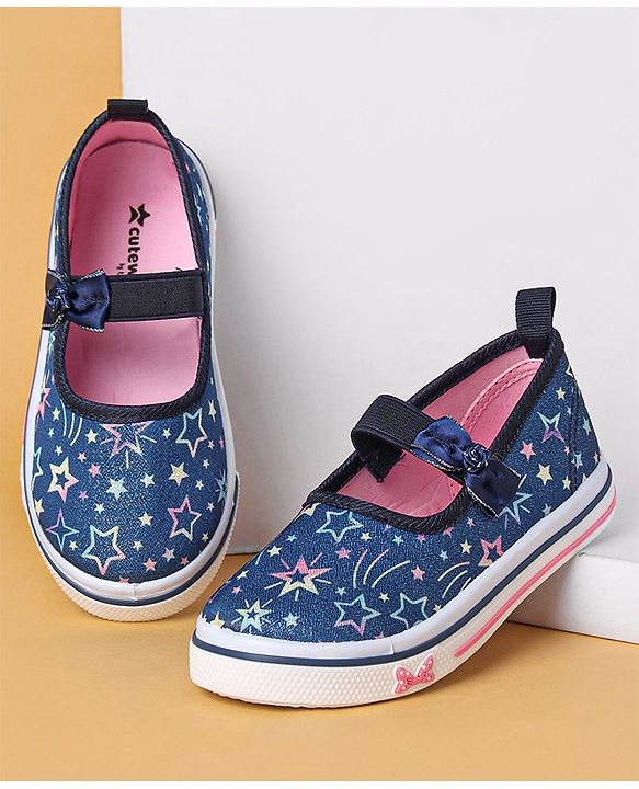 Cute Walk by Babyhug Casual Shoes Stars Print - Blue