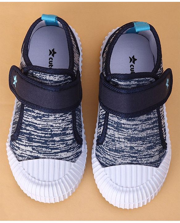Cute Walk by Babyhug Casual Canvas Shoes with Velcro Closure - Grey