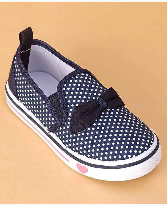 Cute Walk By Babyhug Slip On Casual Shoes Polka Dot With Bow - Blue