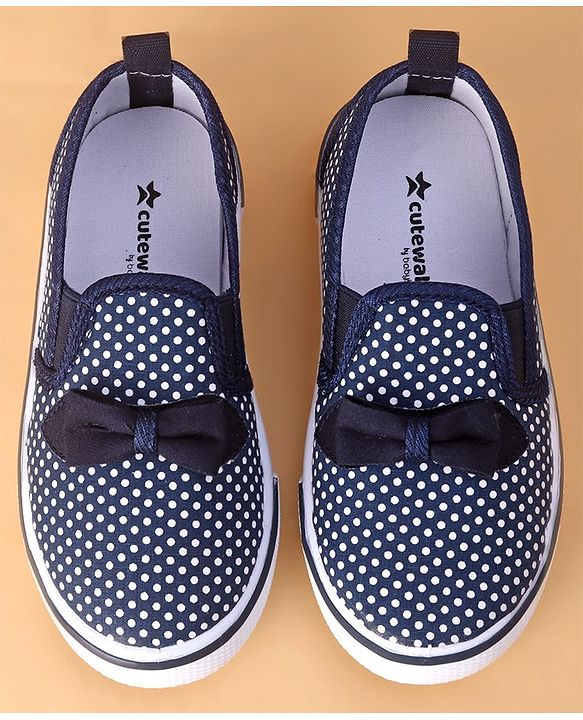 Cute Walk By Babyhug Slip On Casual Shoes Polka Dot With Bow - Blue
