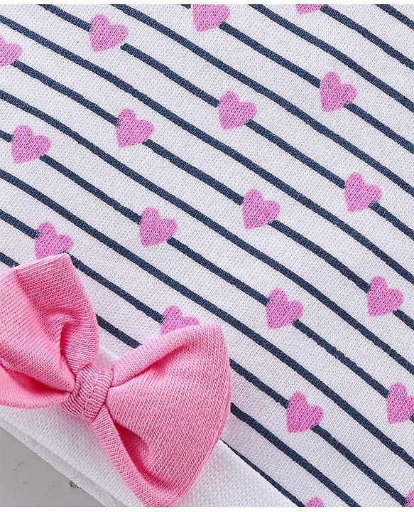 Babyhug 100% Cotton Cap Mittens And Booties Heart Printed - White