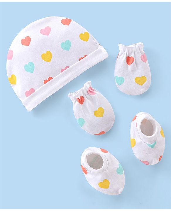Babyhug 100% Cotton Cap Mittens And Booties Heart Printed - White