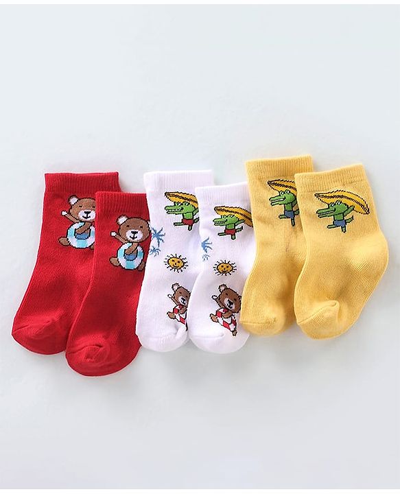 Cutewalk By Babyhug Anti-Bacterial Ankle Length Socks Teddy Bear & Crocodile Design Pack Of 3- Red Yellow & White