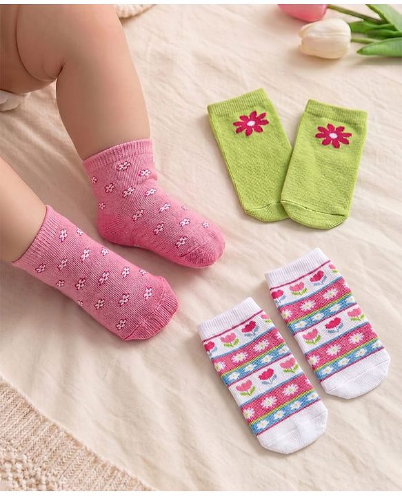 Cute Walk By Babyhug Anti-Bacterial Ankle Length Socks Floral Design Pack Of 3 - Multicolor
