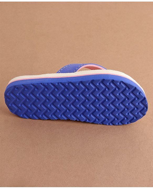 Cute Walk by Babyhug Slip On Flip Flops with Giraffe Print - White & Blue