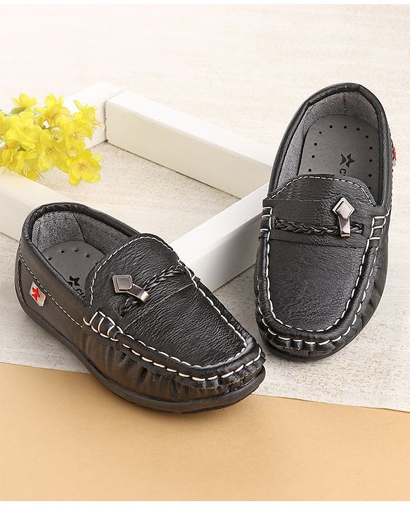 Cute Walk by Babyhug Slip on Loafer with Applique - Black