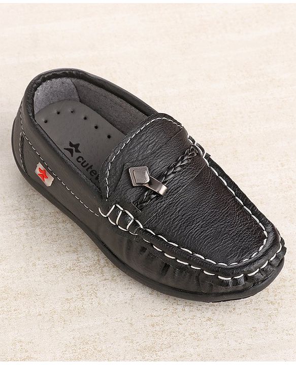 Cute Walk by Babyhug Slip on Loafer with Applique - Black