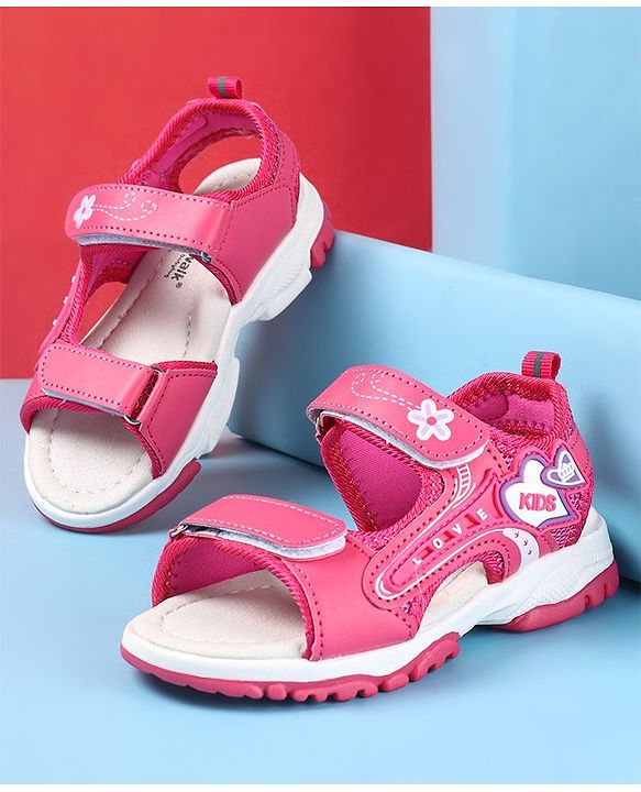 Cute Walk by Babyhug Sandal Velcro Closure Heart Patch - Fuchsia