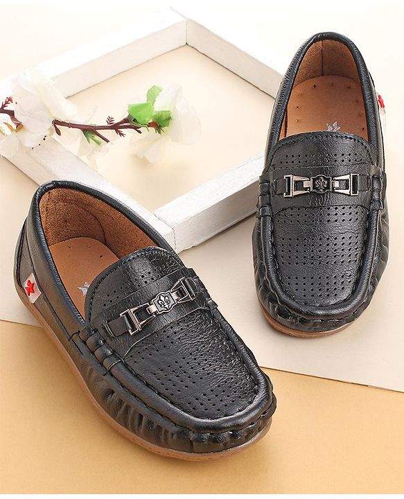 Cute Walk by Babyhug Slip On Loafers with Applique - Black