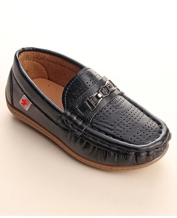 Cute Walk by Babyhug Slip On Loafers with Applique - Black