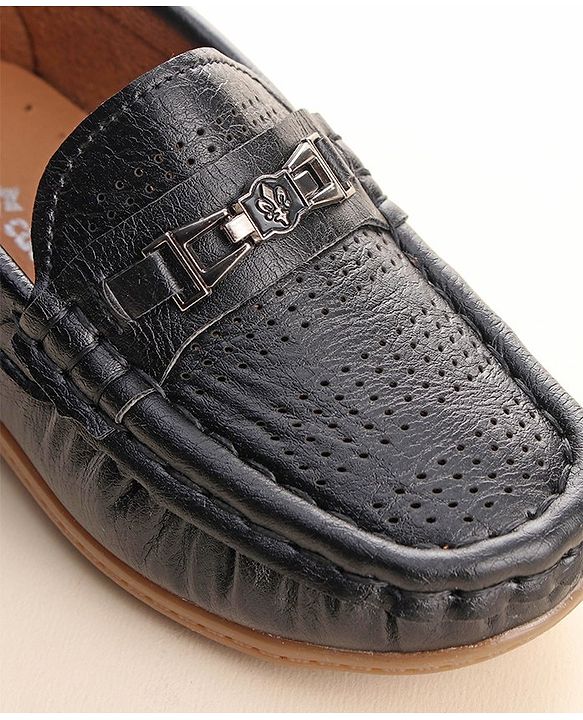 Cute Walk by Babyhug Slip On Loafers with Applique - Black