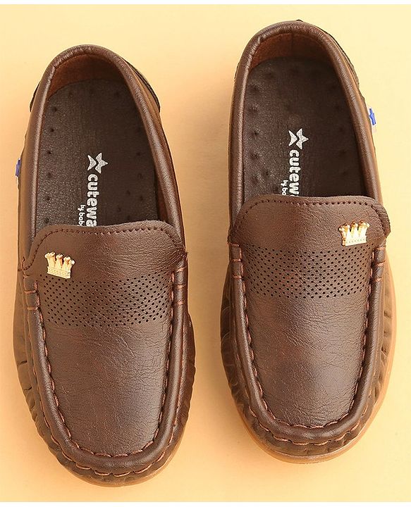 Cute Walk by Babyhug Slip On Solid Formal & Partywear Shoes with Crown Applique -Coffee Brown