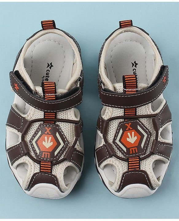 Cute Walk by Babyhug Sandals with Velcro Closure & Arrow Applique- Coffee Brown