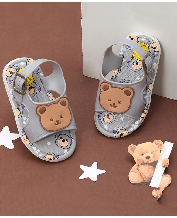 Amazon.com: Teen Girls Cute Shoes Men Slippers Autumn Winter Indoor Fashion  Comfortable Cartoon Bear Thick Bottom Non (Blue, 8.5) : Clothing, Shoes &  Jewelry