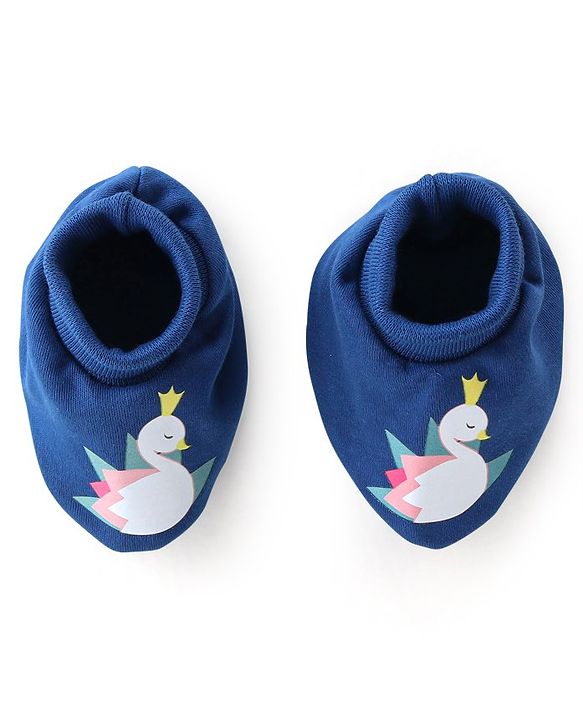 Babyhug 100% Cotton Mittens & Booties With Swan Print - Blue