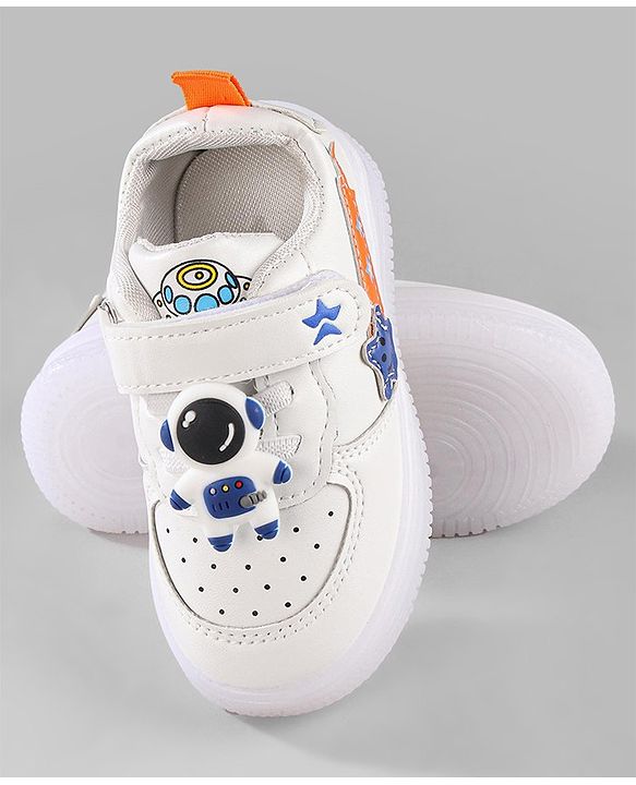 Cute Walk by Babyhug Velcro Closure Sneakers with Astronaut Applique - White & Royal Blue