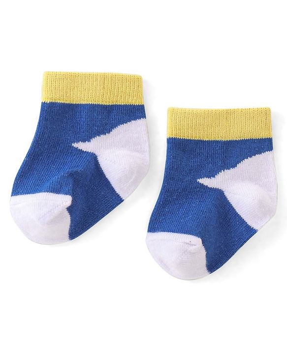 Cute Walk by Babyhug Anti Bacterial Ankle Length Socks Star Design Pack Of 3 - Multicolour