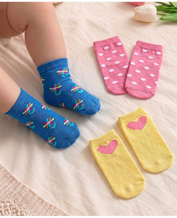 Cute Walk By Babyhug Non Terry Knit Anti-Bacterial Ankle Length Socks Floral Design Pack Of 3 - Blue Pink & Yellow