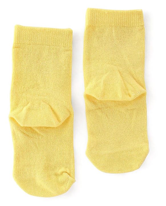 Cute Walk By Babyhug Non Terry Knit Anti-Bacterial Ankle Length Socks Floral Design Pack Of 3 - Blue Pink & Yellow