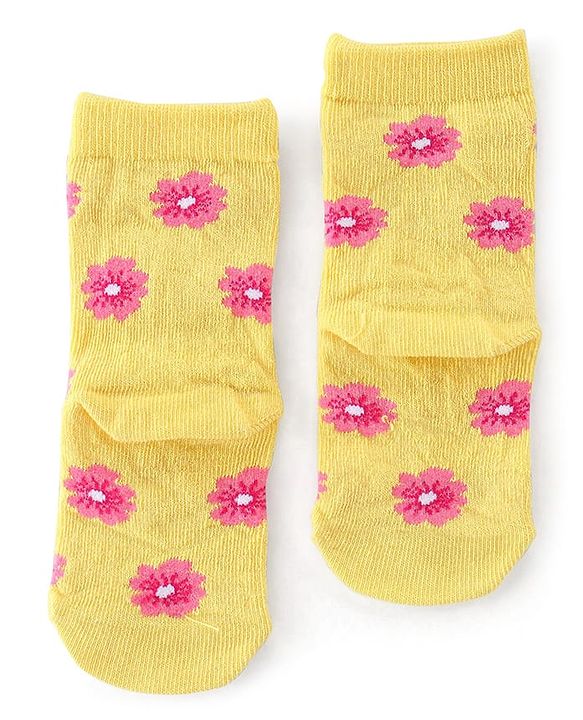 Cute Walk By Babyhug Anti-Bacterial Ankle Length Socks Floral & Dot Design Pack Of 3 - Multicolour
