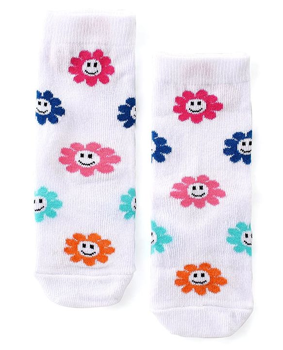 Cute Walk by Babyhug Anti Bacterial Ankle Length Socks Floral Design Pack Of 3 - Multicolour