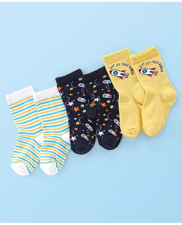 Cute Walk by Babyhug Anti Bacterial Ankle Length Socks Rocket Design Pack Of 3 - Multicolour