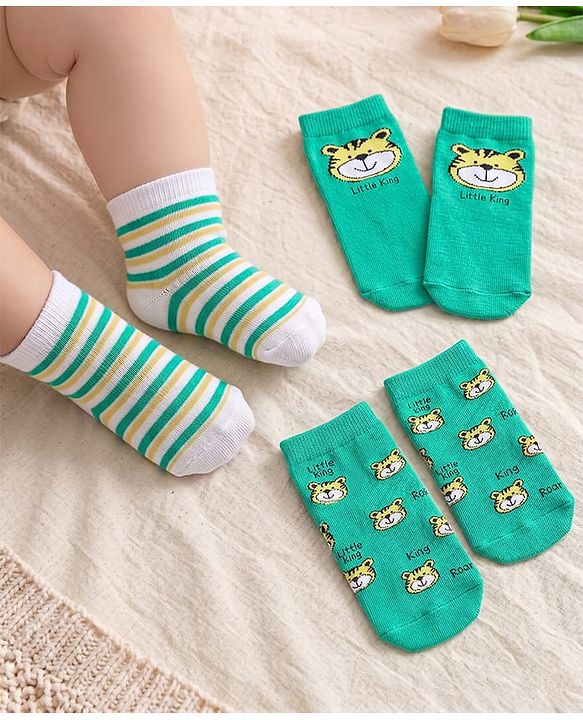 Cute Walk by Babyhug Anti Bacterial Ankle Length Socks Tiger Design Pack Of 3 - Green