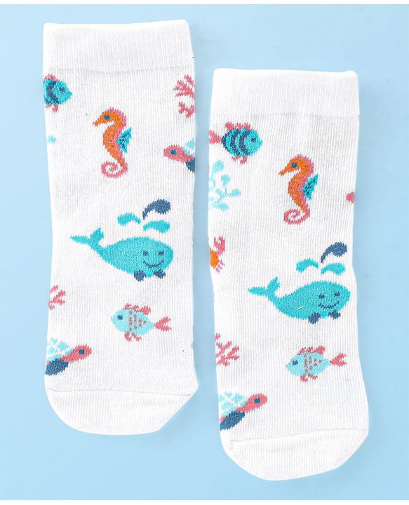 Cute Walk by Babyhug Anti Bacterial Ankle Length Socks Fish Design Pack Of 3 - Multicolour