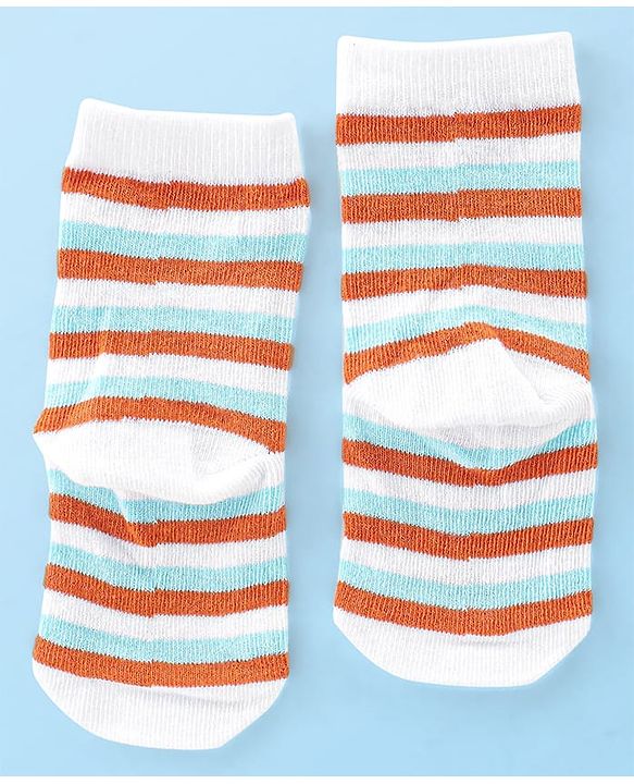 Cute Walk by Babyhug Anti Bacterial Ankle Length Socks Fish Design Pack Of 3 - Multicolour