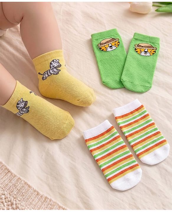 Cute Walk by Babyhug Anti Bacterial Ankle Length Socks Striped  Tiger  & Zebra Design Pack of 3 - Multicolour