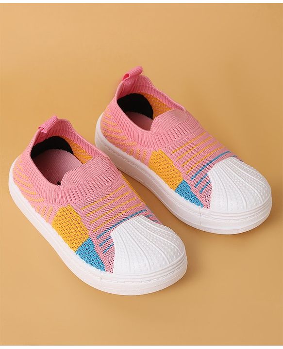 Cute Walk by Babyhug Slip On Casual Shoes - Pink