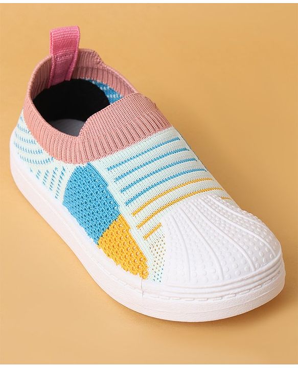 Cute Walk by Babyhug Slip On Casual Shoes - Blue