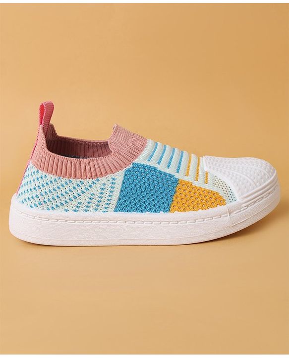 Cute Walk by Babyhug Slip On Casual Shoes - Blue