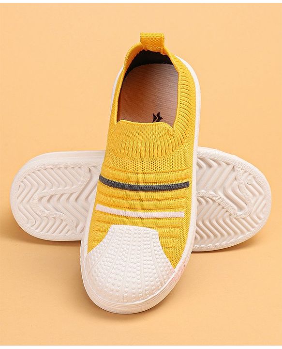 Cute Walk by Babyhug Slip On Casual Shoes - Yellow