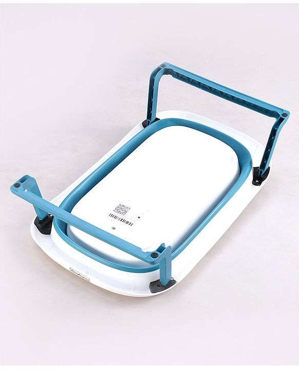 Babyhug Foldable Baby Bath Tub with Soap Space - Blue