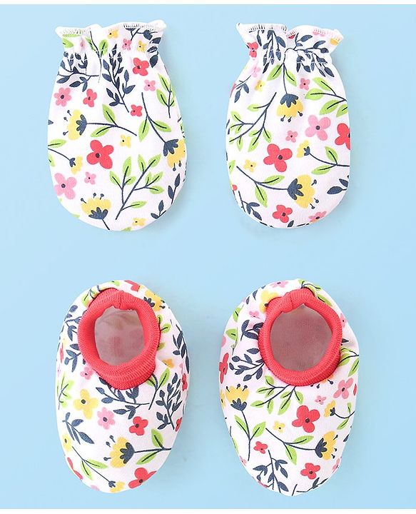 Babyhug 100% Cotton Mittens & Booties with Floral Print - White