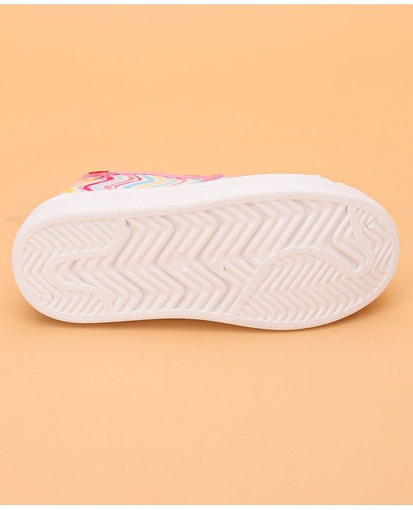 Cute Walk by Babyhug Slip On Casual Shoes Chevron Print - Pink