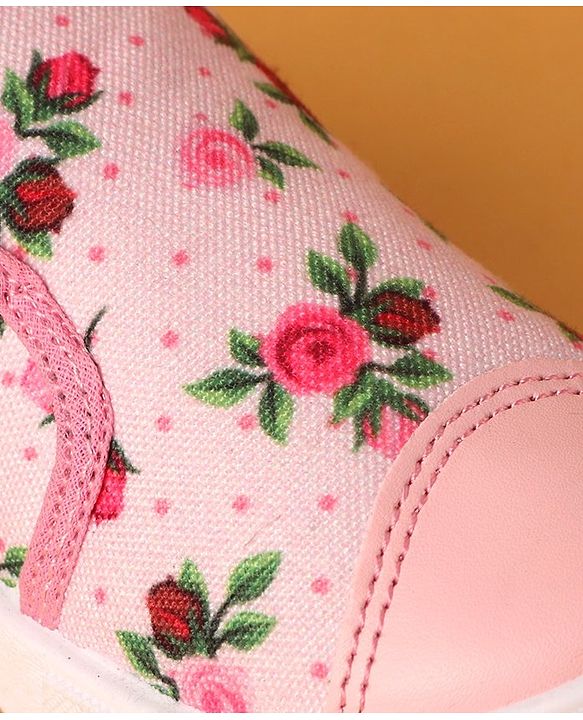 Cute Walk by Babyhug Casual Shoes With Velcro Closure Floral Design -  Pink
