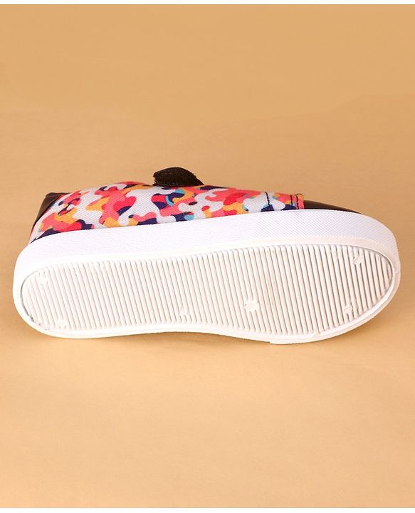 Cute Walk by Babyhug Slip On Velcro Closure Casual Shoes - Navy Blue