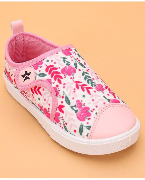 Cute Walk by Babyhug Velcro Closure Floral Printed Casual Shoes - Pink