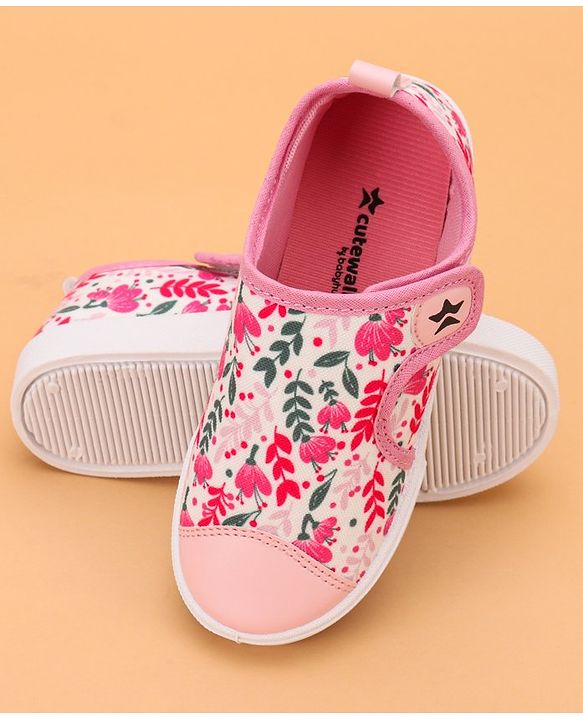 Cute Walk by Babyhug Velcro Closure Floral Printed Casual Shoes - Pink