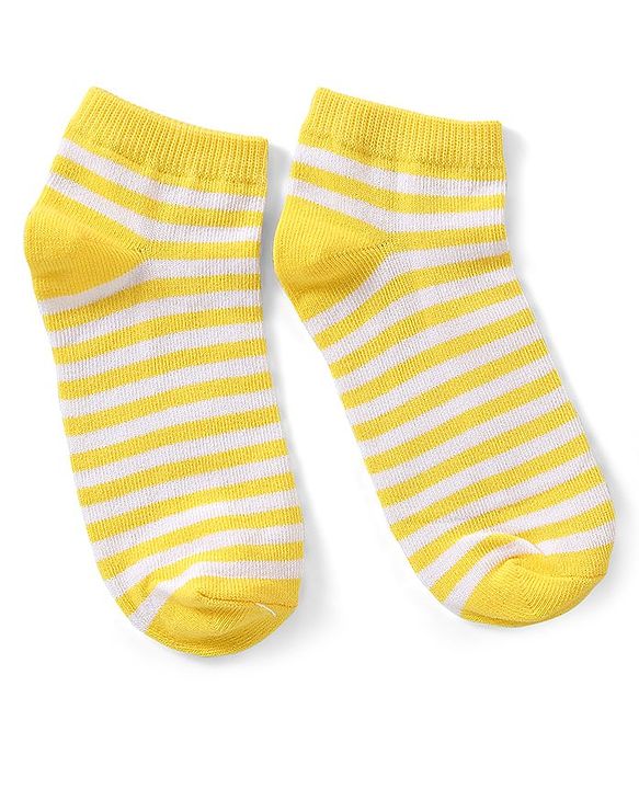 Pine Kids Cotton Spandex Knit Ankle Length Socks with Snow Flakes Design Pack Of 3 - Snow White & Yellow