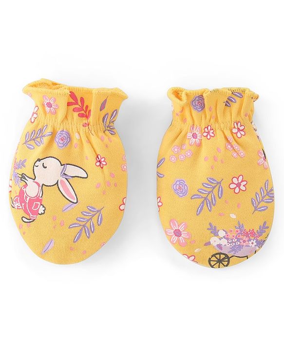 Babyhug 100% Cotton Knit Cap Mittens And Booties Floral Print - Yellow