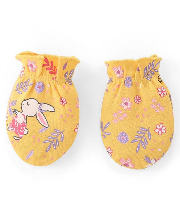 Babyhug 100% Cotton Knit Cap Mittens And Booties Floral Print - Yellow