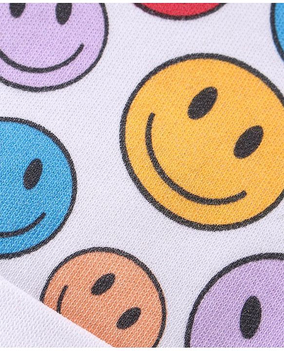 Babyhug 100% Cotton Knit Cap Mittens And Booties Smiley Print - Multicolor