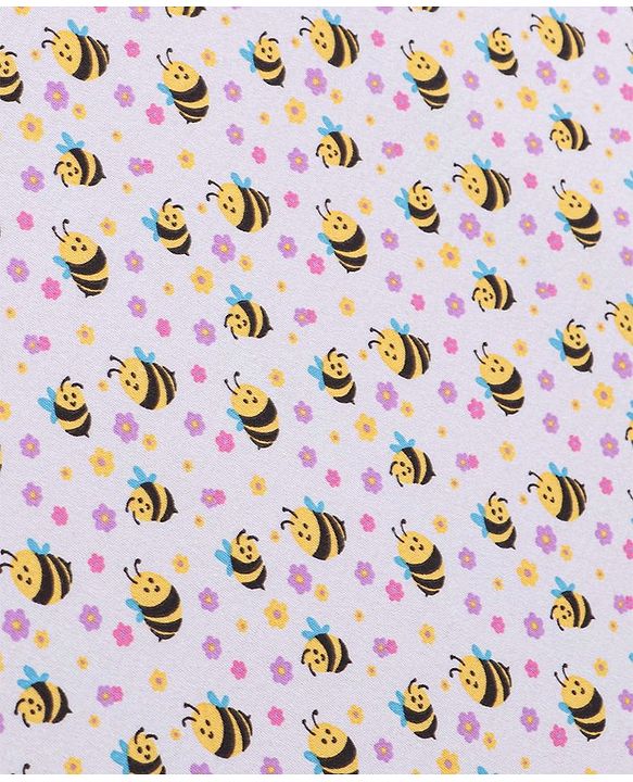 Babyhug Interlock Hooded Wrappers With Honey Bee Print L 76.2 x B 76.2 cm - White
