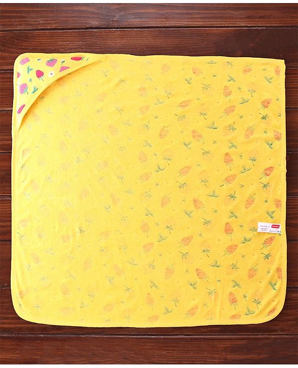 Babyhug Woven Terry Towel With Hood Strawberry Print L 76 x B 76 cm - Yellow
