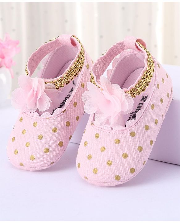 Cute Walk by Babyhug Velcro Closure Booties with Flower Applique - Pink