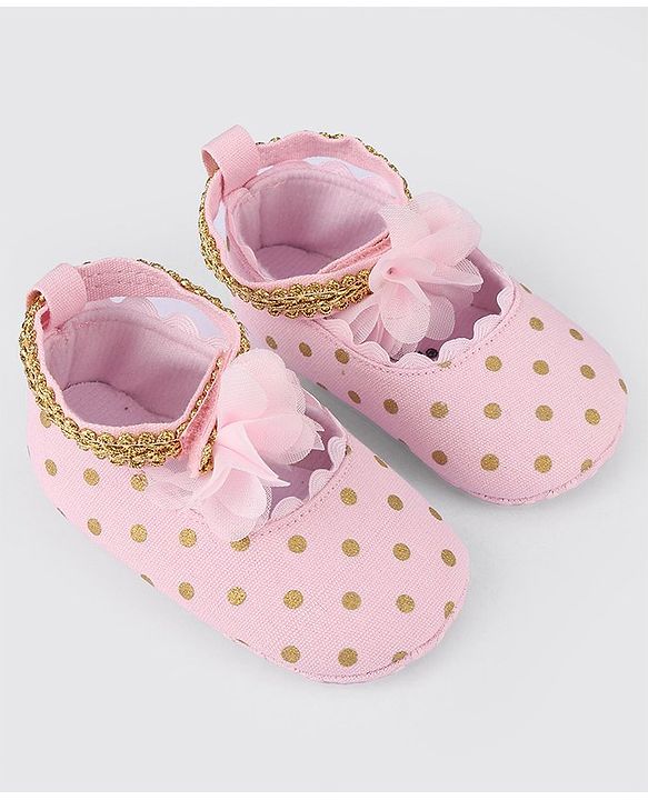 Cute Walk by Babyhug Velcro Closure Booties with Flower Applique - Pink