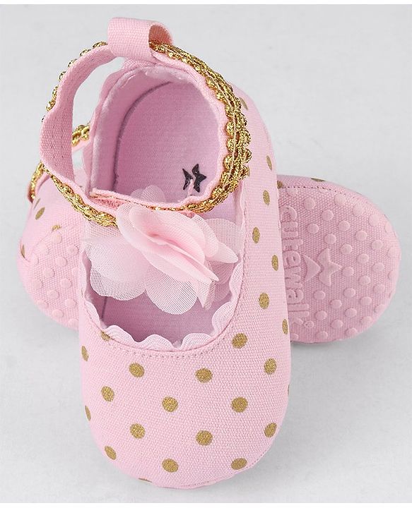 Cute Walk by Babyhug Velcro Closure Booties with Flower Applique - Pink